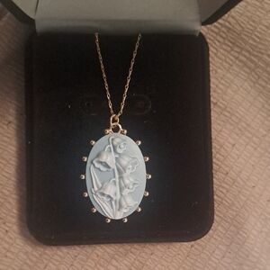 Elegant Blue Cameo Pendant Necklace